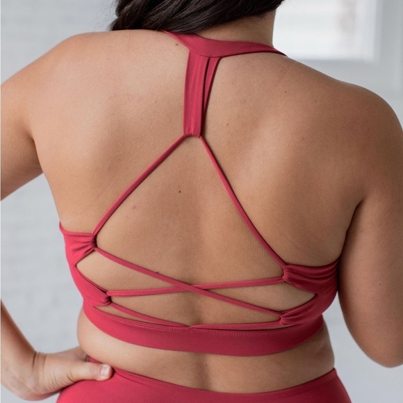Savvi Estelle Sports Bra Deep Scarlet Pink Strappy Back Large - Picture 1 of 5